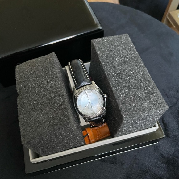 Bulova Accutron 26R39 Pemberton Diamond Watch - Picture 7 of 13